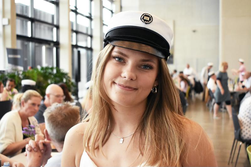 Melissa fik højt karaktergennemsnit på Hansenberg Tekniske Gymnasium, juni 2021