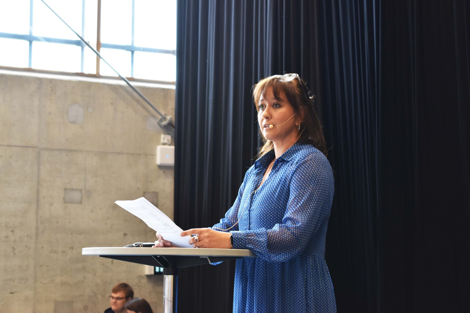 Rektor Marlene Rask holdt tale ved dimissionen på Hansenberg Tekniske Gymnasium